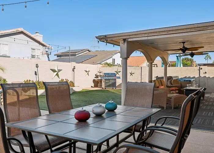 Holiday home The Fritz Carlton Of Glendale By Paseohomesaz Phoenix